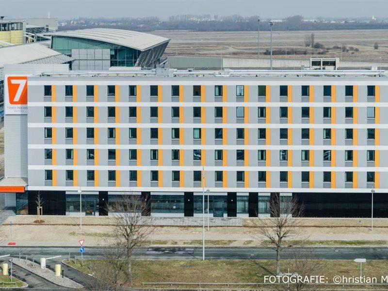 Campanile Leipzig Halle Airport Schkeuditz Ngoại thất bức ảnh