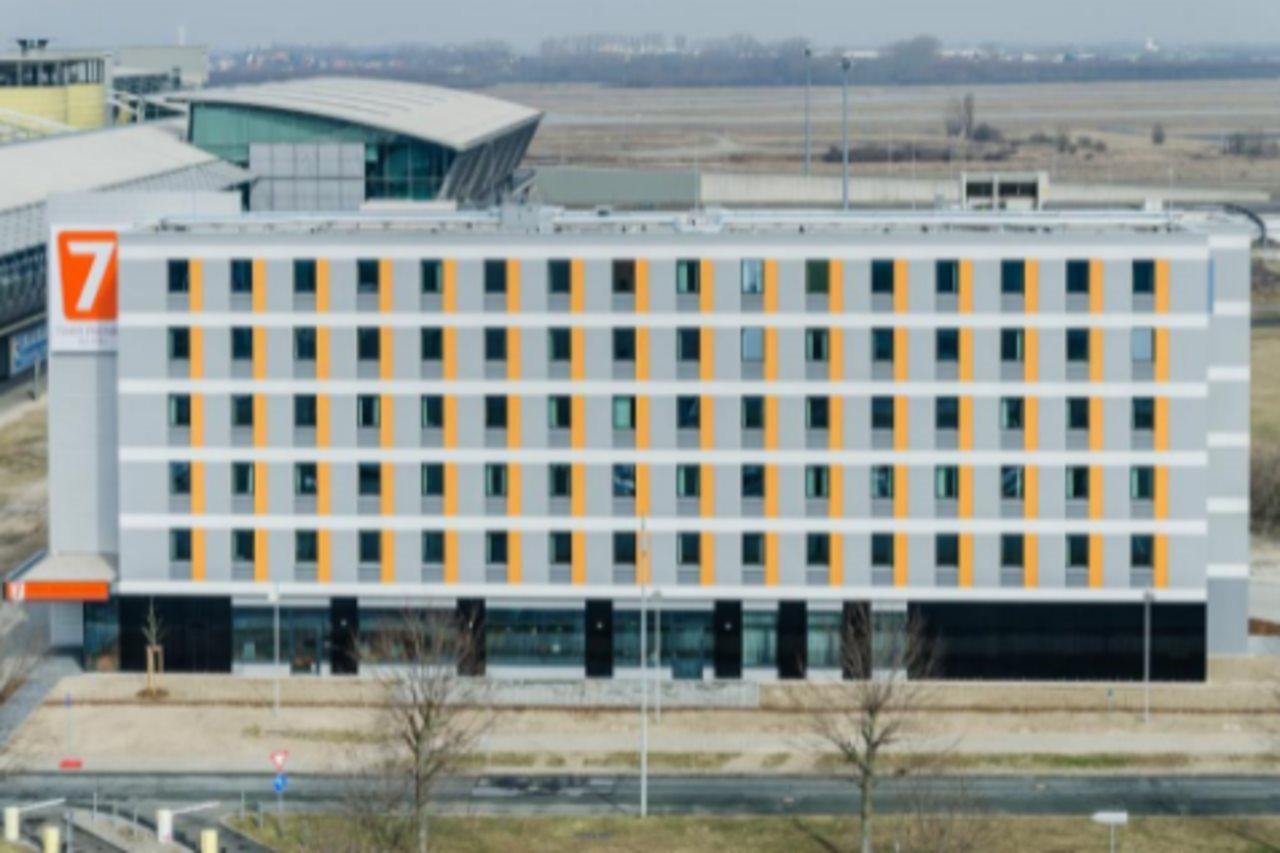 Campanile Leipzig Halle Airport Schkeuditz Ngoại thất bức ảnh